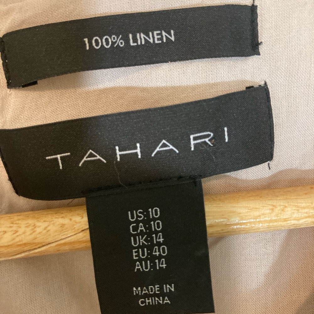Elegant Beige Sleeveless Dress, Tahari, size 10, excellent condition - Picture 3 of 3